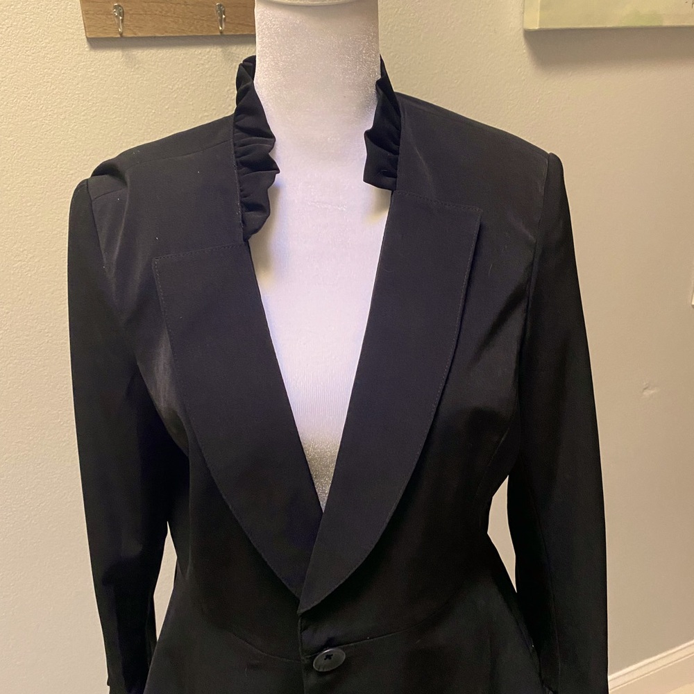 Black blazer size 6